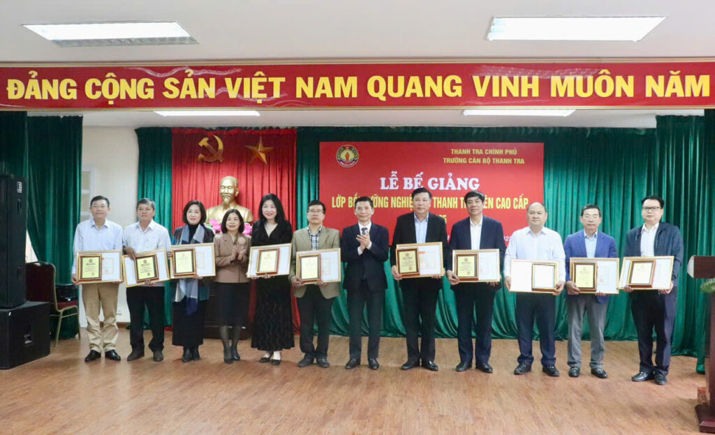 Bế giảng khoá bồi dưỡng nghiệp vụ Thanh tra viên cao cấp năm 2025